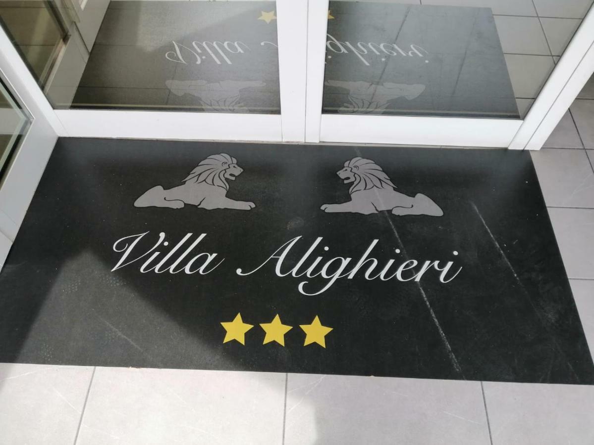 סטרה Ahr Hotel Villa Alighieri מראה חיצוני תמונה
