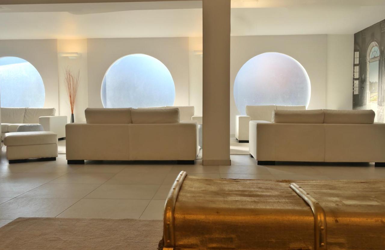 סטרה Ahr Hotel Villa Alighieri מראה חיצוני תמונה